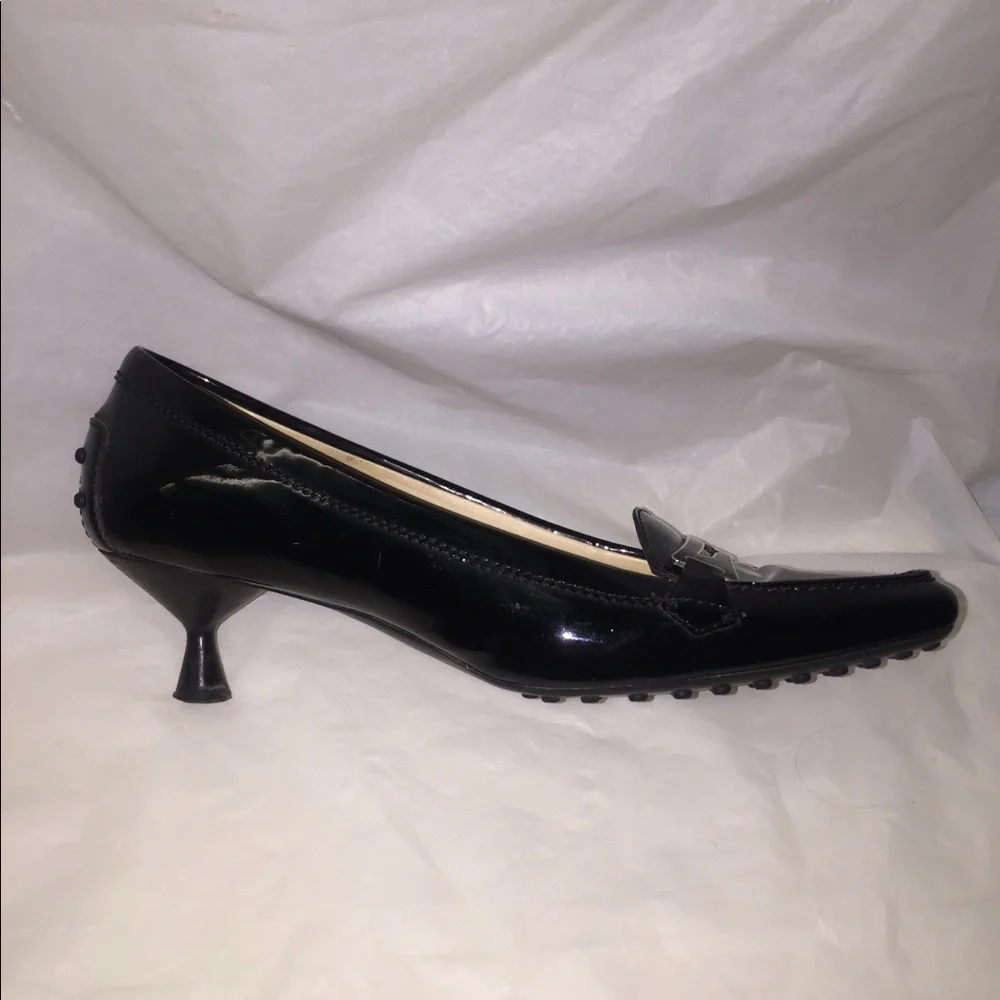 TODS Patent Leather Shoe